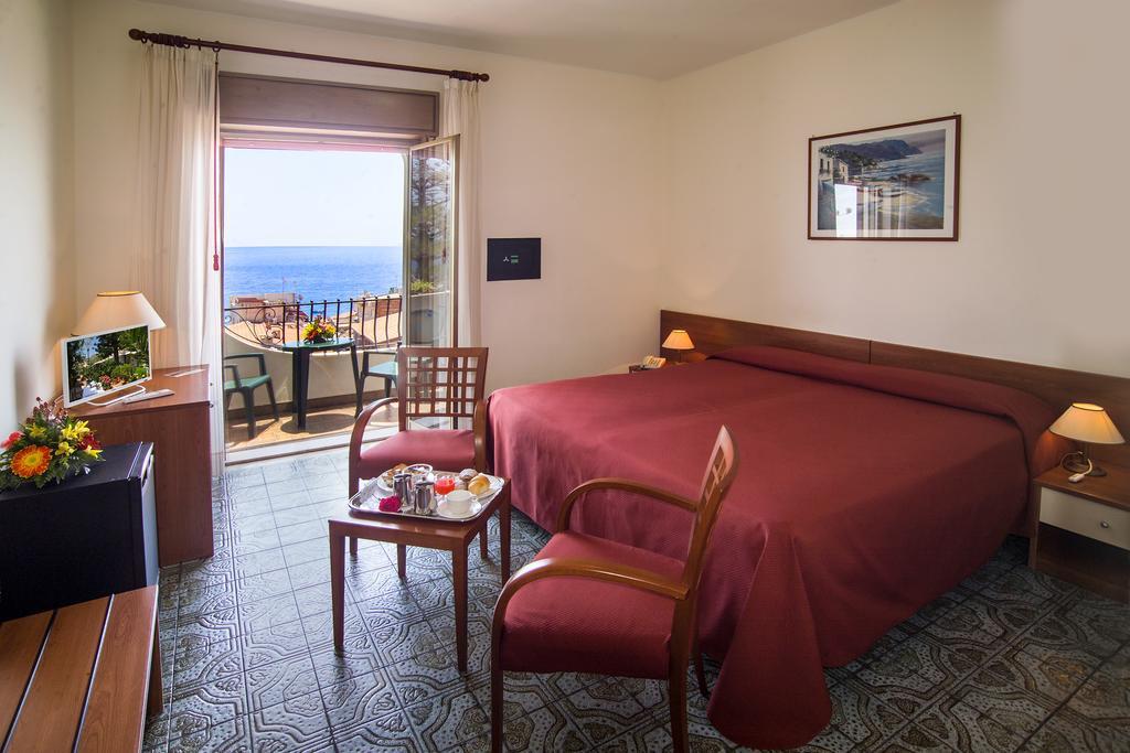 Hotel delle Palme Letojanni Esterno foto